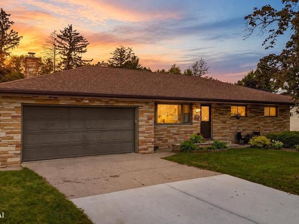 3300 ALGOMA STREET, Stevens Point, WI 54481