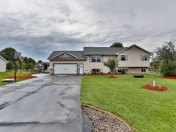 2221 CONESTOGA LANE, Kronenwetter, WI 54455