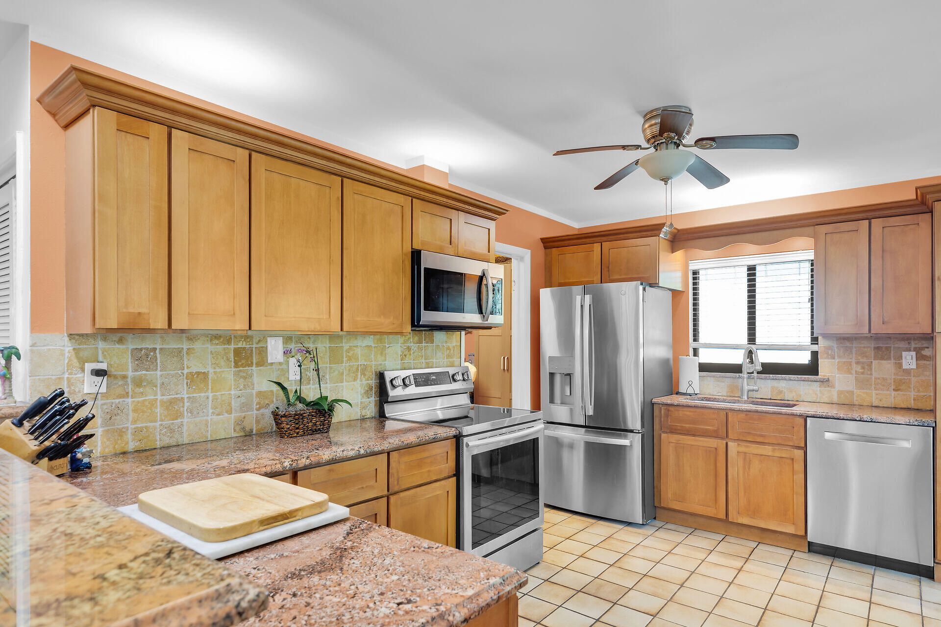 88 Marina Avenue, Key Largo, FL 33037 Photo