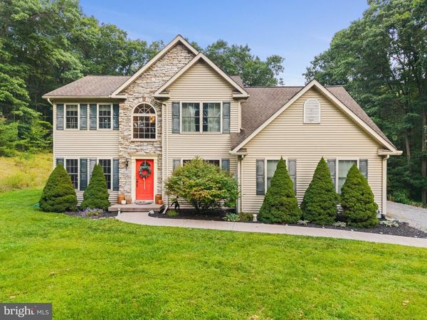 13604 S EAGLE ROAD S , TYRONE, PA 16686