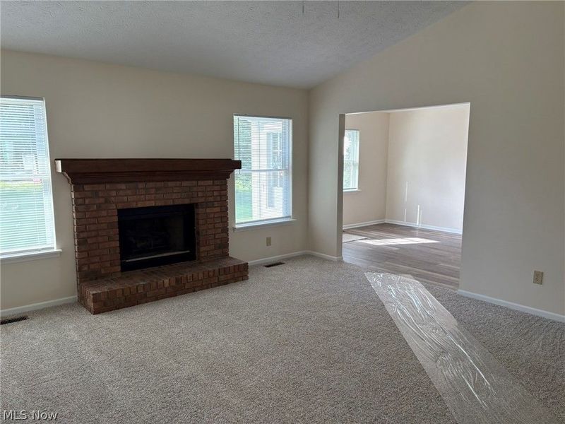 459 Hampton Drive, Elyria, OH 44035 Photo 14