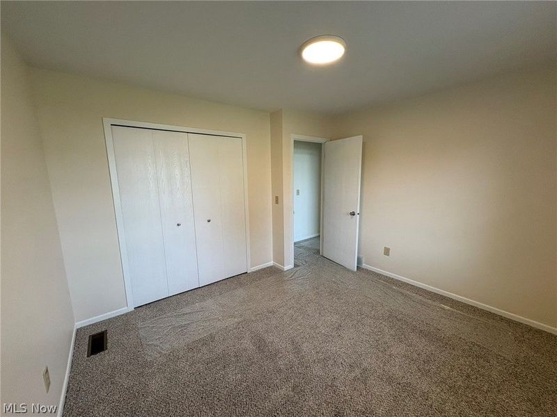 459 Hampton Drive, Elyria, OH 44035 Photo 21