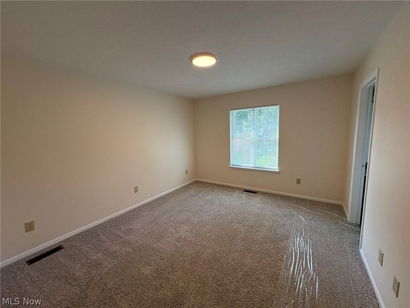459 Hampton Drive, Elyria, OH 44035 Photo 23