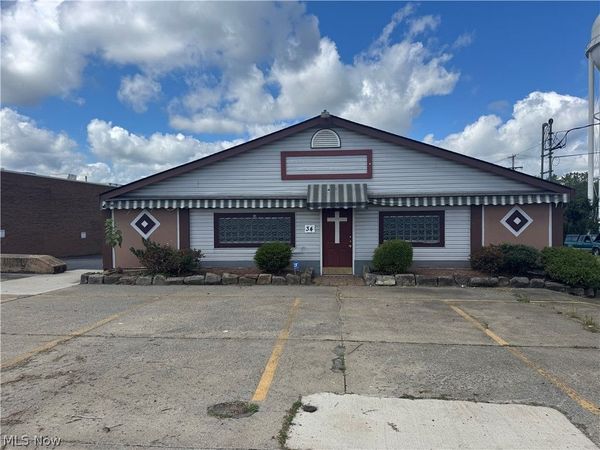 28 Jacobs Road , Youngstown, OH 44505