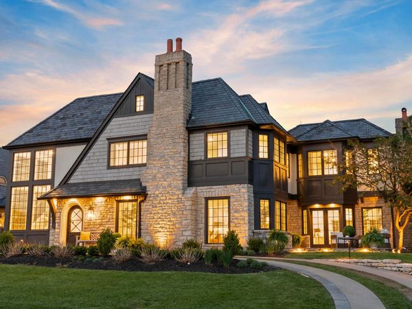 2252 Club Road , Upper Arlington, OH 43221