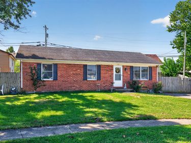 916 Hickory Hill Drive, Nicholasville, KY 40356