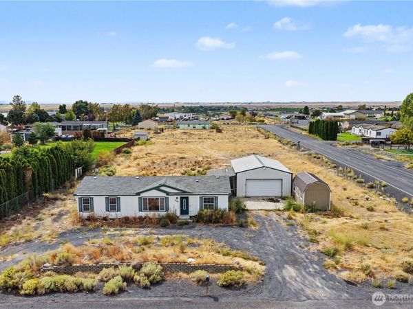 7483 Road E.7 NE, Moses Lake, WA 98837