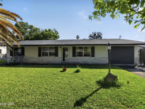 295 Tracy Avenue, Holly Hill, FL 32117