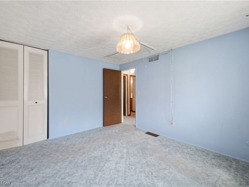 1343 Northfield Drive, Mineral Ridge, OH 44440 Photo 17