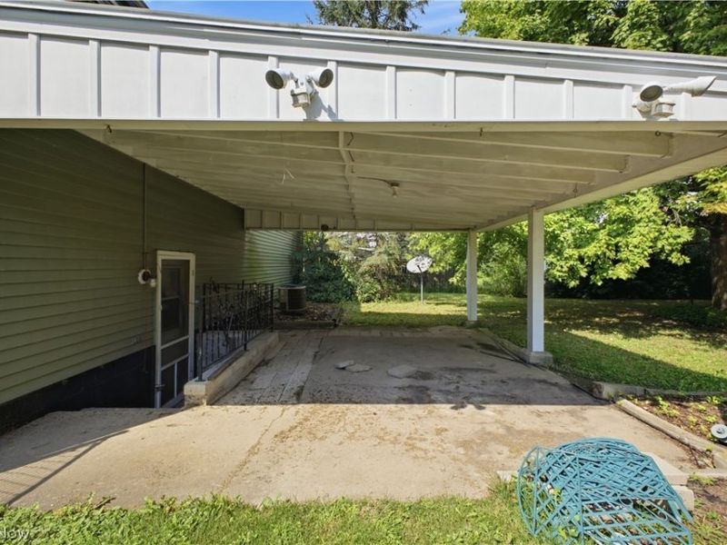1343 Northfield Drive, Mineral Ridge, OH 44440 Photo 22