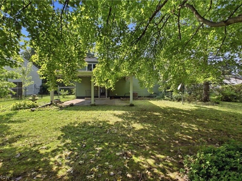 1343 Northfield Drive, Mineral Ridge, OH 44440 Photo 24