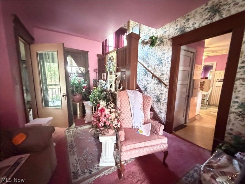 569 Edgewood Avenue, Akron, OH 44307 Photo 7