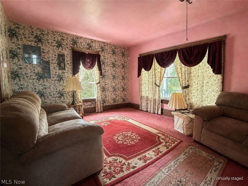 569 Edgewood Avenue, Akron, OH 44307 Photo 8