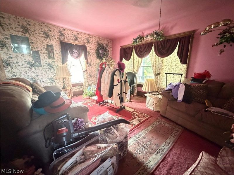 569 Edgewood Avenue, Akron, OH 44307 Photo 9