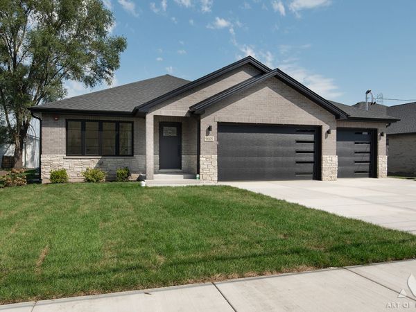 9605 S 78th Court, Hickory Hills, IL 60457