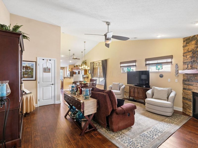 5577 Tumbling Creek Drive, Unit 51, Dublin, OH 43016 Photo 3