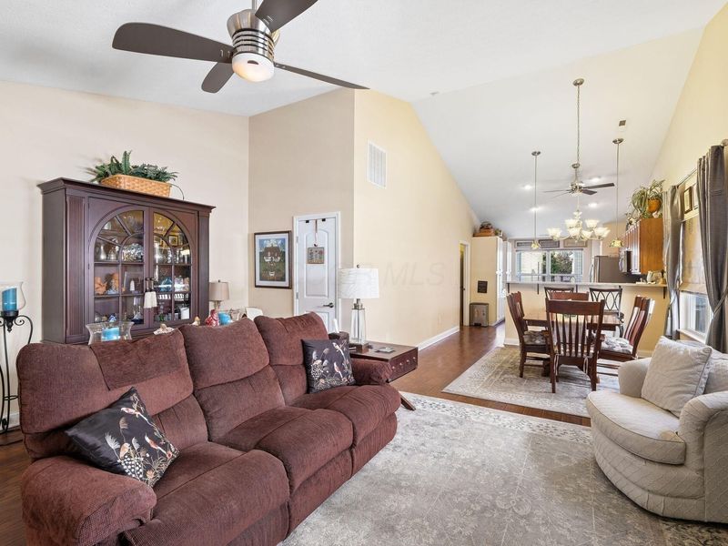 5577 Tumbling Creek Drive, Unit 51, Dublin, OH 43016 Photo 5