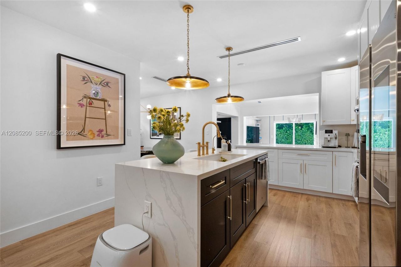 817 Tangier St, Coral Gables, FL 33134 Photo