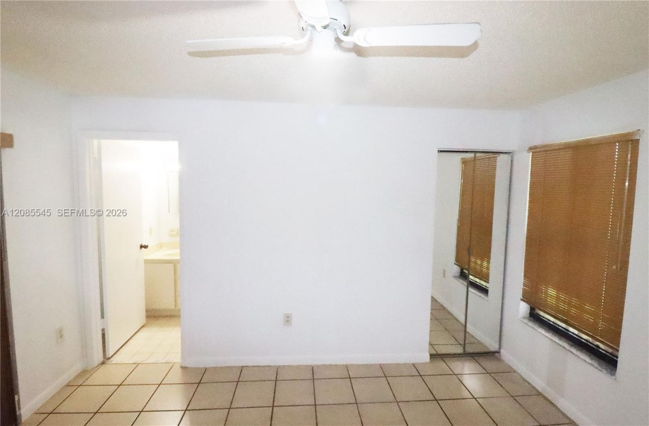 2426 SW 109th Ct, Miami, FL 33165 Photo