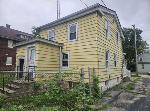 Main Photo