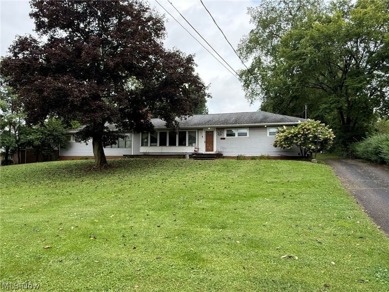 4924 Cleveland Avenue NW, Canton, OH 44709 Photo 1