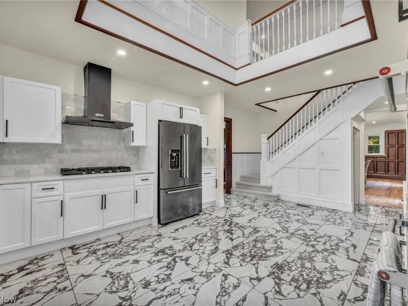 1555 W Market Street, Akron, OH 44313 Photo 9