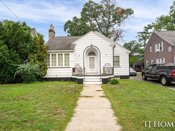 1587 Peck Street, Muskegon, MI 49441