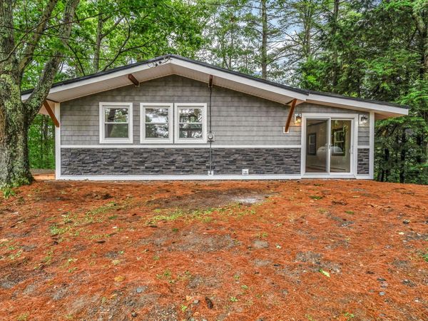 12 Rowell Road , Hampden, ME 04444