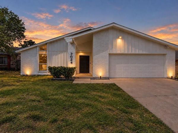 7024 Woodacre Road, Fort Worth, TX 76133