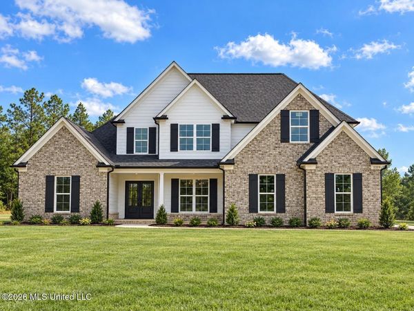 5359 Hazelwood Drive, Lake Cormorant, MS 38641