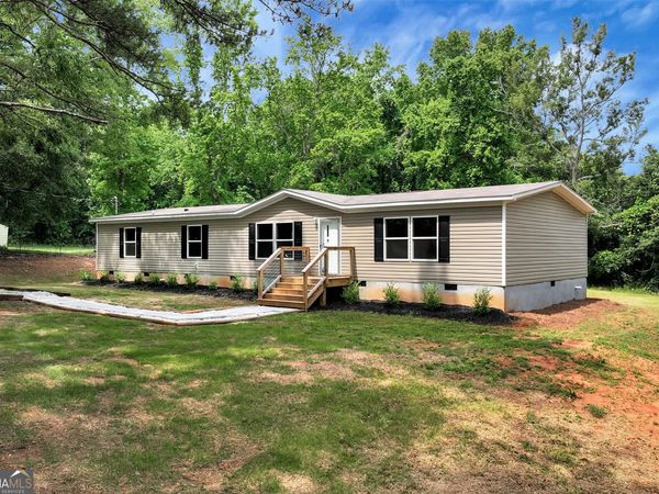 832 Stone Stewart Road, Hull, GA 30646