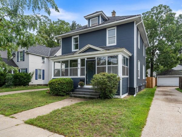 52 W 17th Street, Holland, MI 49423