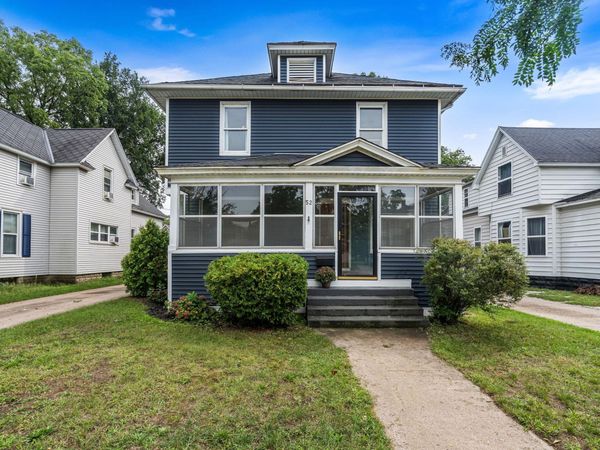 52 W 17th Street, Holland, MI 49423