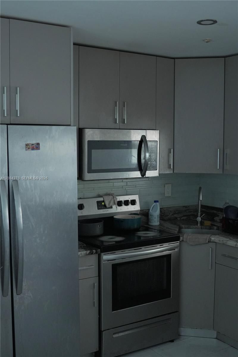 941 NW 102nd St, Miami, FL 33150 Photo