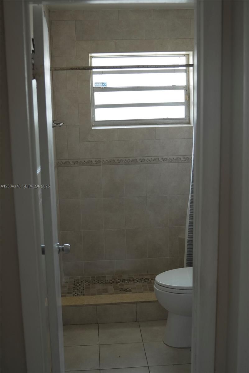 941 NW 102nd St, Miami, FL 33150 Photo