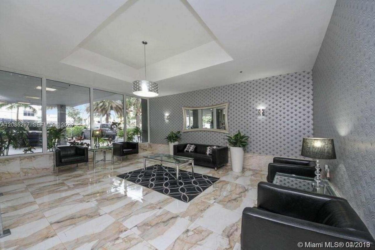 1255 Collins Ave, Unit 508, Miami Beach, FL 33139 Photo