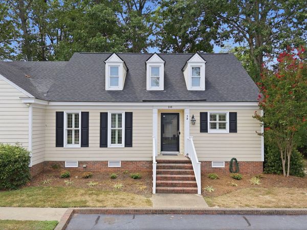 210 Hawthorne Lane W, Unit 5b, Wilson, NC 27893
