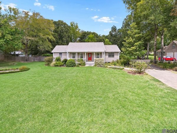 33441 Marion Dr, Denham Springs, LA 70726