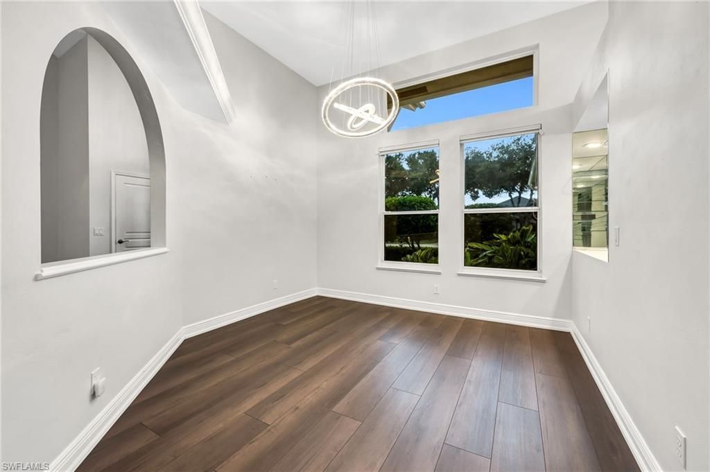 9736 Wilshire Lakes Blvd, Naples, FL 34109 Photo