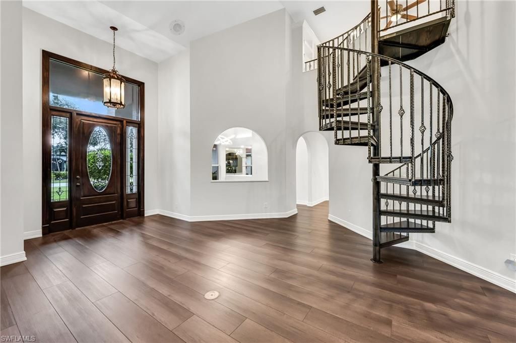 9736 Wilshire Lakes Blvd, Naples, FL 34109 Photo