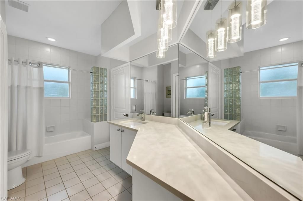 9736 Wilshire Lakes Blvd, Naples, FL 34109 Photo
