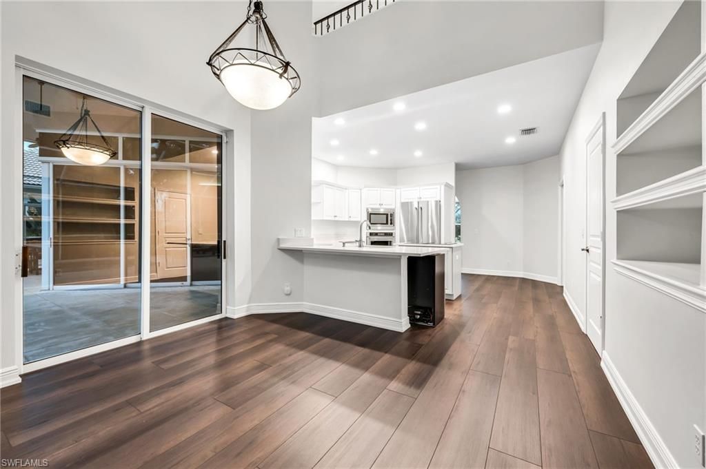 9736 Wilshire Lakes Blvd, Naples, FL 34109 Photo