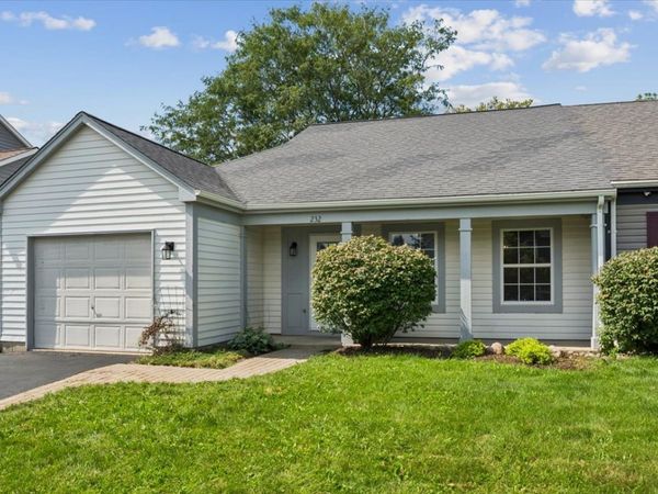 232 Dunton Court , Mundelein, IL 60060
