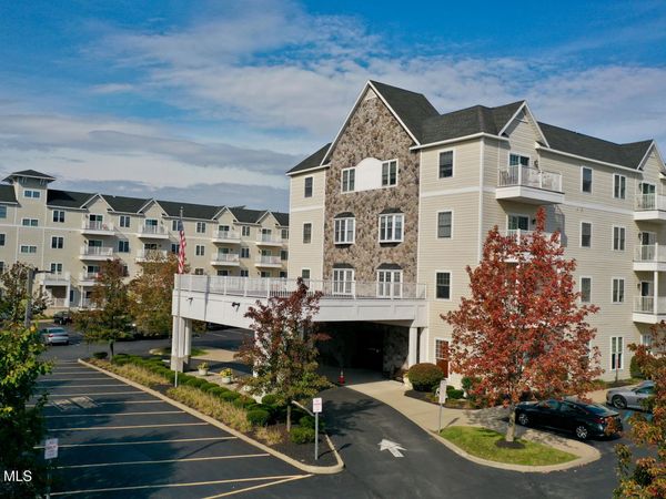 8 Wall Street, Unit APT 238, Clifton Park, NY 12065