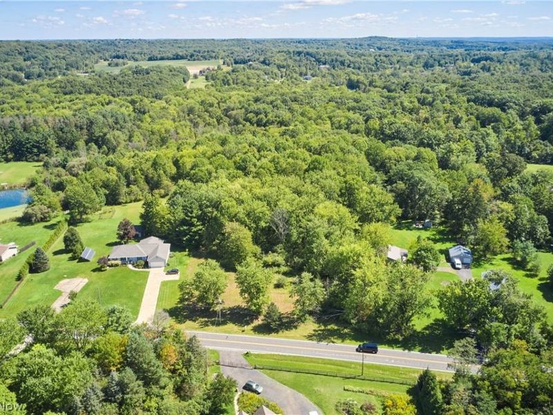 V/L Approx 7.4 Acres Medina Line Road, Bath, OH 44333 Photo 2