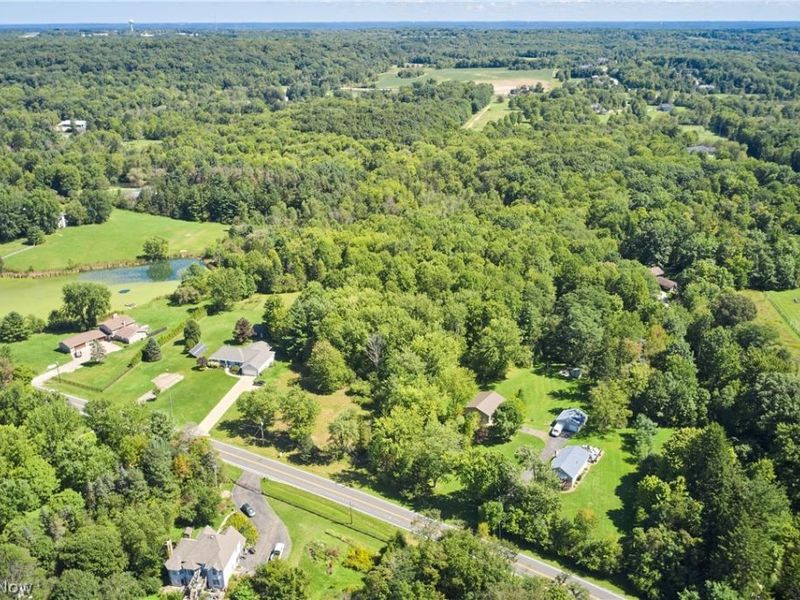 V/L Approx 7.4 Acres Medina Line Road, Bath, OH 44333 Photo 4