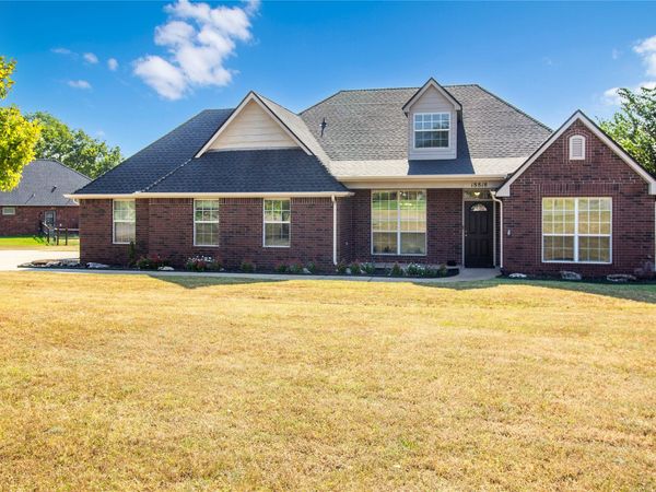 18818 E 80th Street N, Owasso, OK 74055