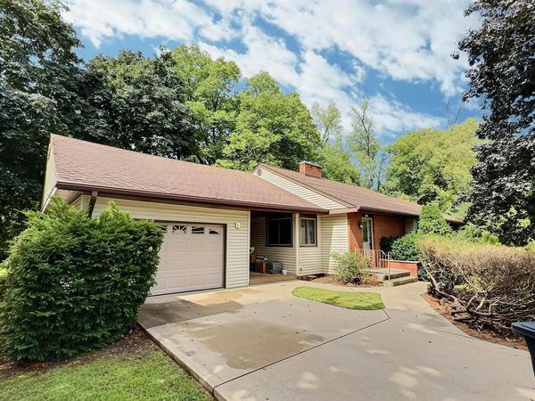 2573 OREGON STREET, Oshkosh, WI 54902
