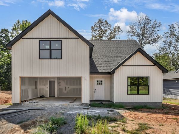 277 Wayne Hall Rd, Clarksville, TN 37040