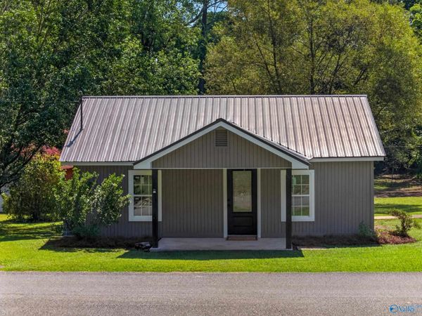 1080 Clanton Street SW, Attalla, AL 35954